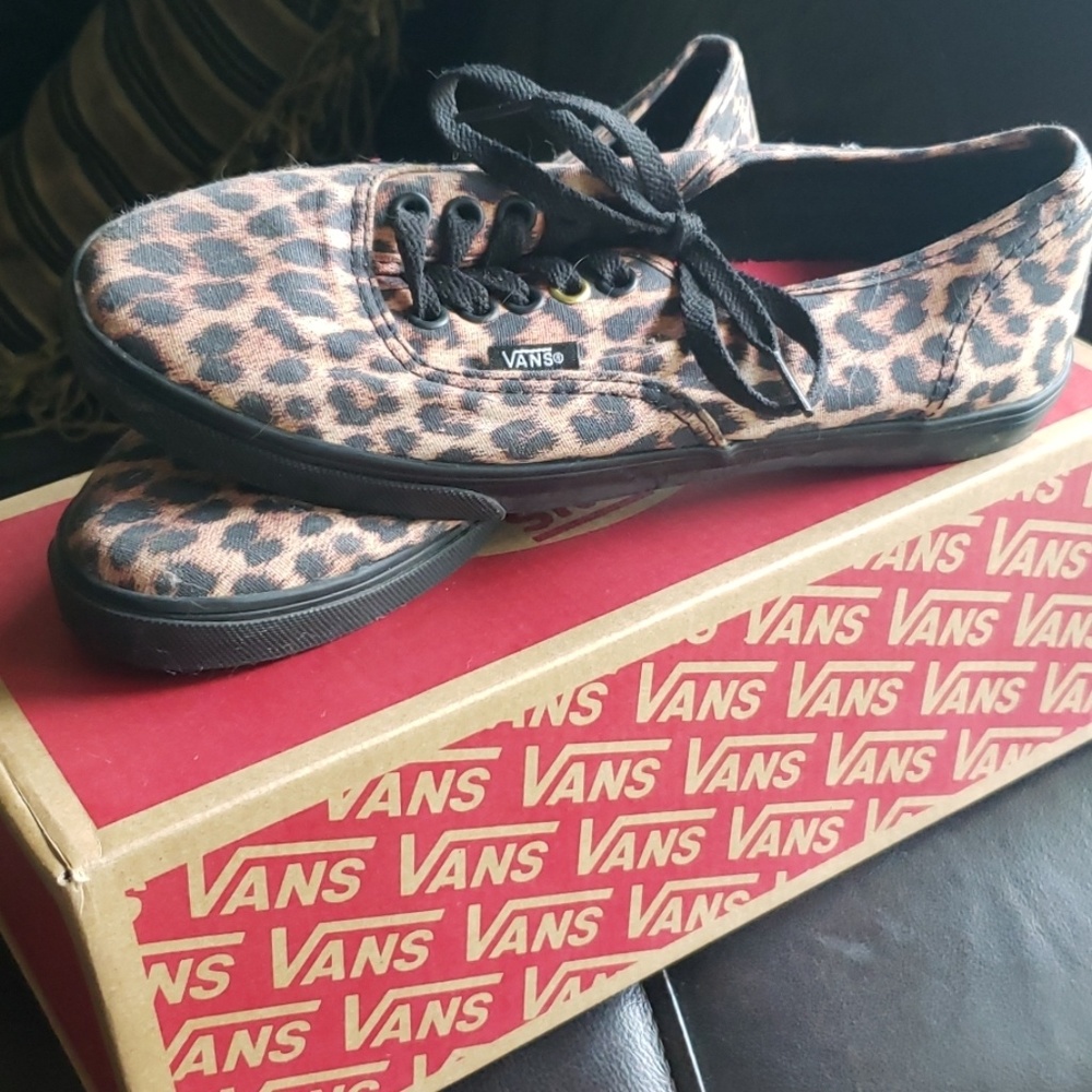 VANS // shoes